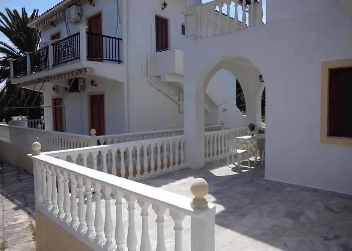 Renesis Lithakia (Zakynthos)