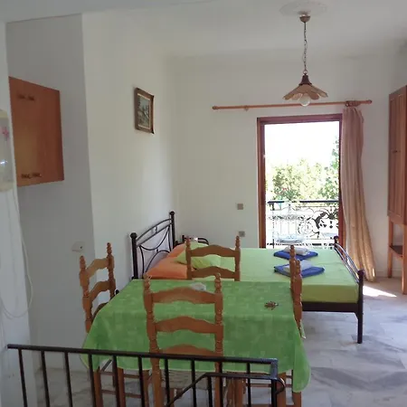 Renesis Lithakia (Zakynthos)