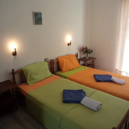 Renesis Lithakia (Zakynthos)